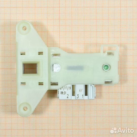 Блокировка люка Ardо, код 651016770