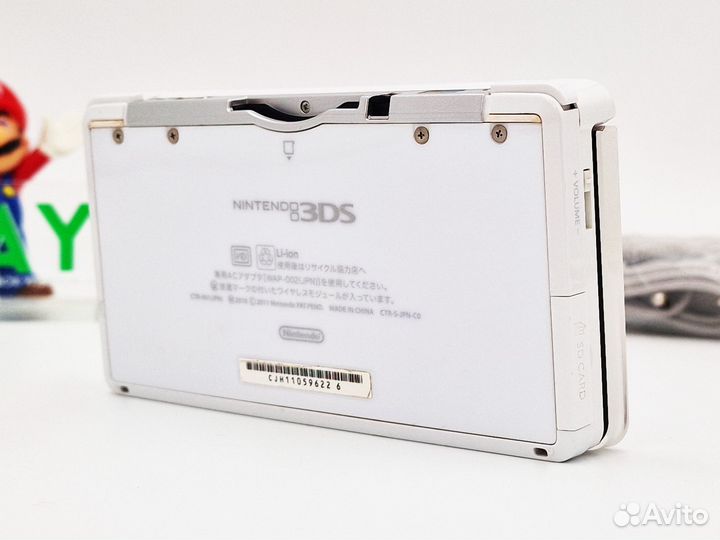 Nintendo 3DS Белый перламутр 64 Gb + любые игры