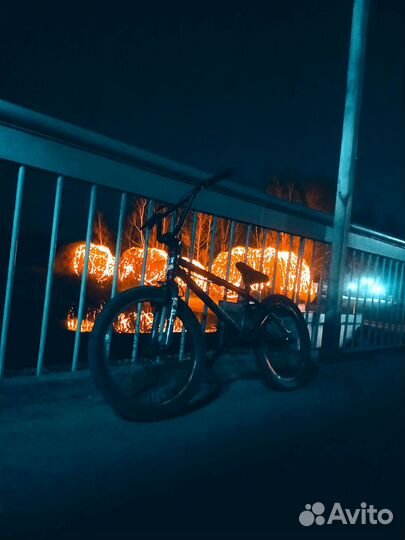 Продам трюковой велосипед