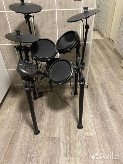 Электронные ударные Alesis
