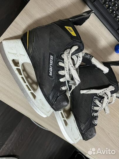 Хоккейные коньки bauer supreme 140 детские