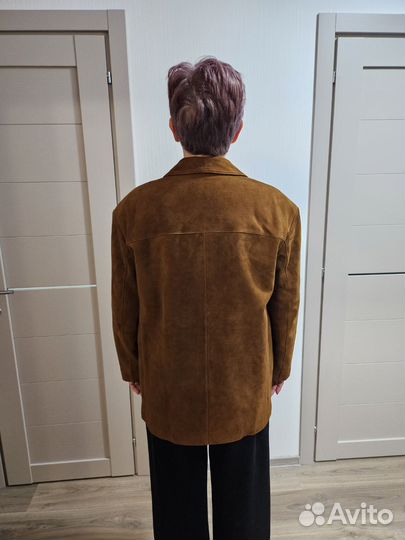 Натуральный замшевый женский пиджак