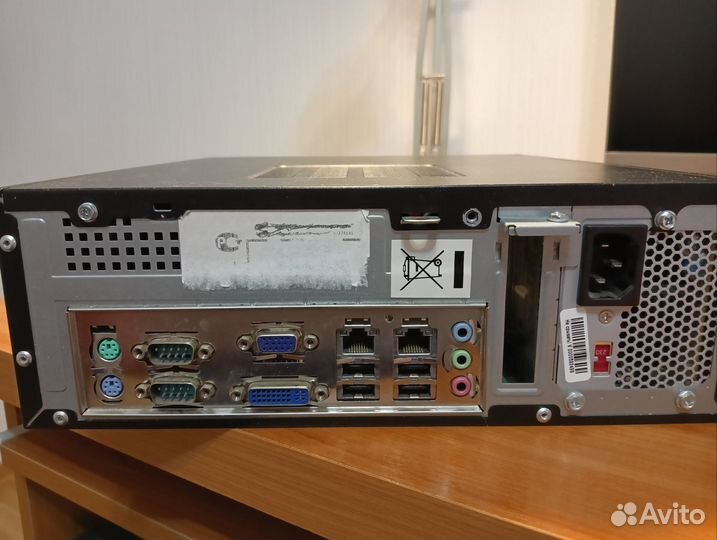 Компьютер Intel D2500CC