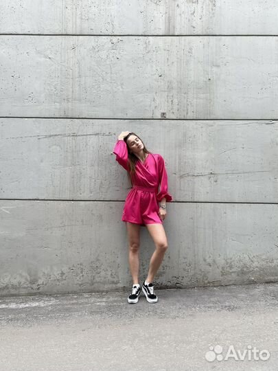 Комбинезон женский с шортами