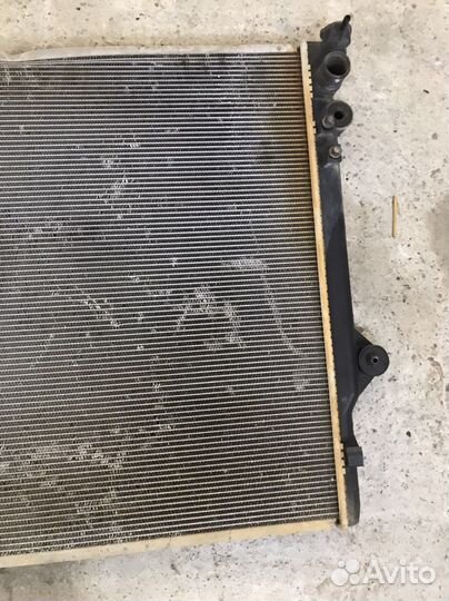 Радиатор охлаждения Toyota 4Runner (2681)