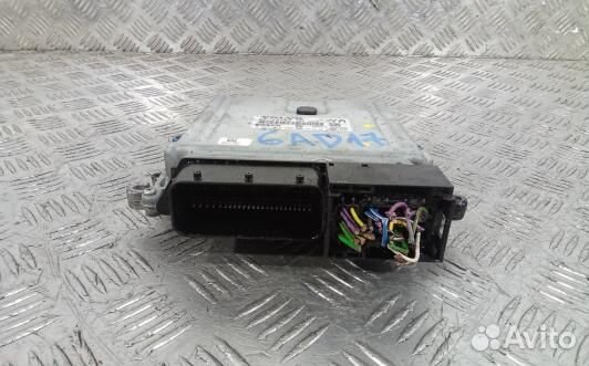 Блок управления двс volvo S80 2 (6AD17PC01)