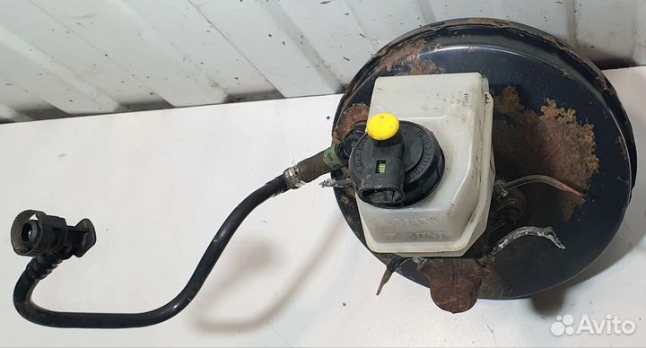 Вакуумный усилитель с цилиндром Renault Symbol