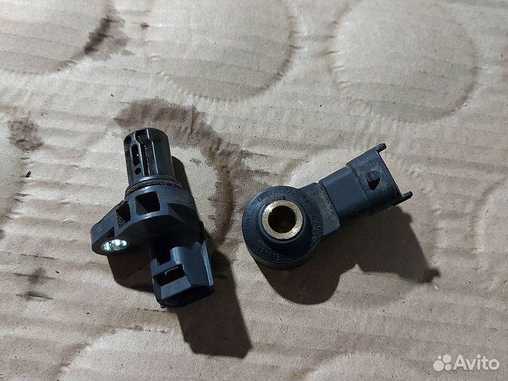 Датчик положения коленвала Mitsubishi Lancer 10