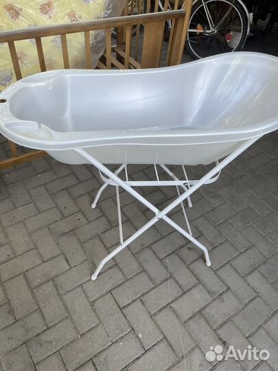 Ванночка на подставке