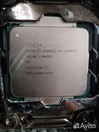 Материнская плата с процессором