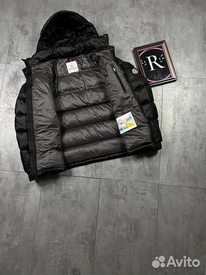 Куртки Moncler на зиму