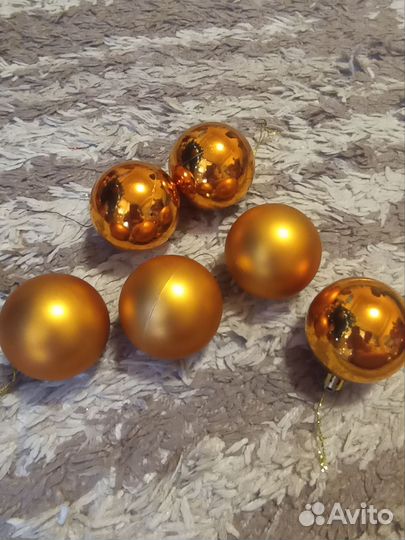 Елочные игрушки