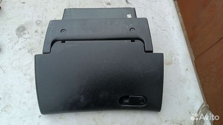 Бардачок Vectra b