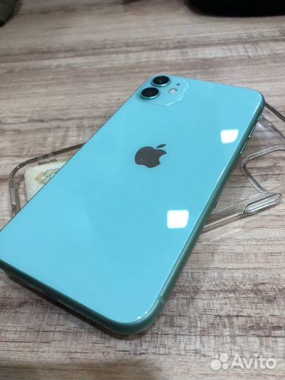 iPhone 11, 128 ГБ
