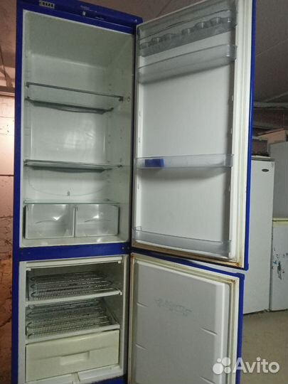 Холодильник snaige