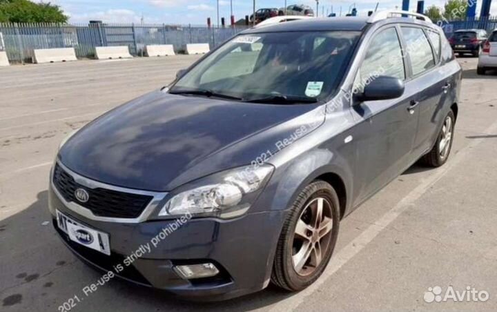 Дверь передняя правая и другое Kia Ceed sv g4fb