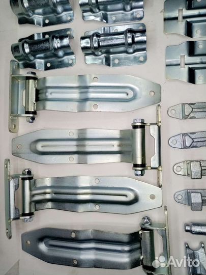 Фурнитура для ворот фургона