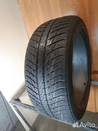 Nokian Tyres WR SUV 3 265/45 R21