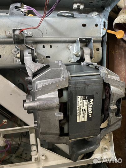 Мотор от стиральной машины Miele W 3241