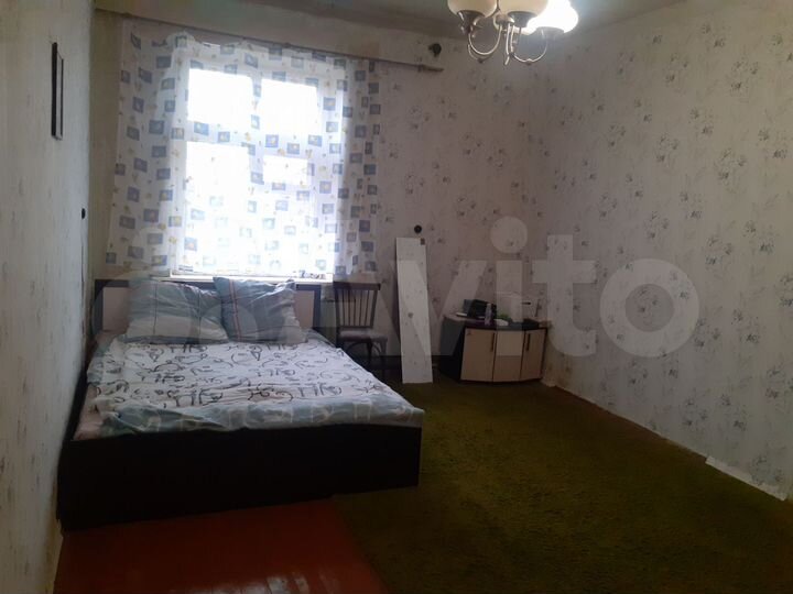 4-к. квартира, 80 м², 1/1 эт.