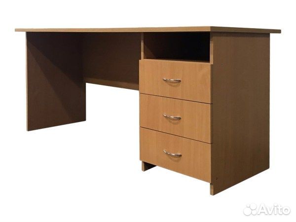 Письменный стол