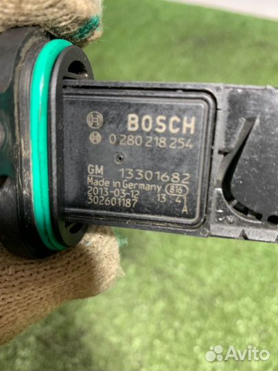 Датчик расхода воздуха дмрв Chevrolet Cobalt, II