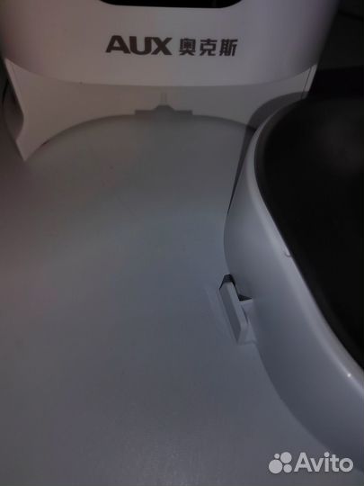 Автоматическая кормушка для кошек и собак
