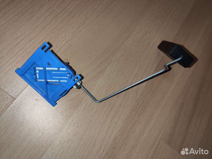 Датчик уровня топлива Skoda, VW Passat