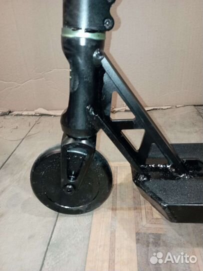 Трюковой самокат Tech Team