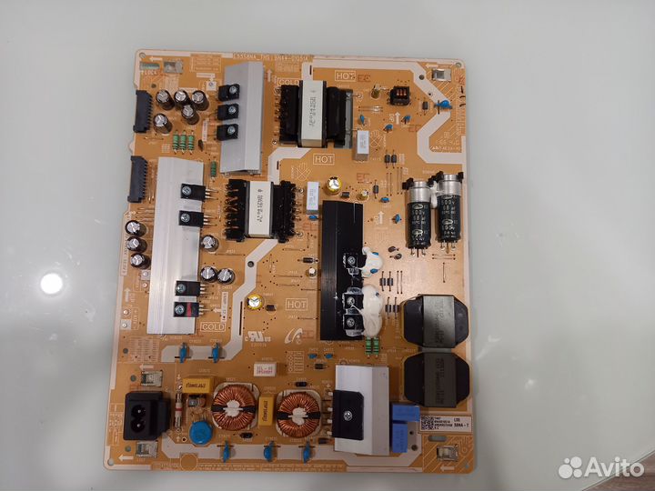 Разбор Samsung QE55Q80AA