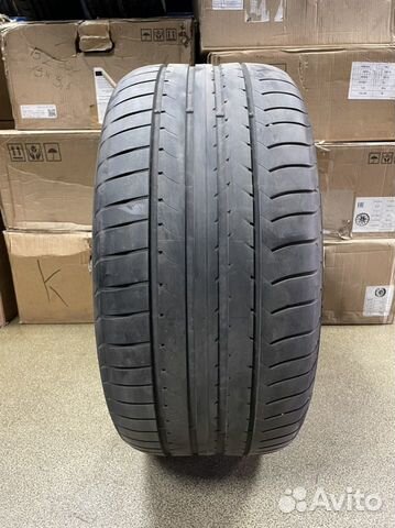 Goodyear EfficientGrip 275/40 R19