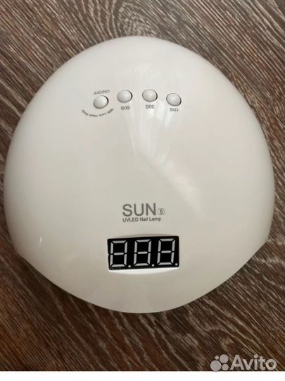 Лампа для ногтей