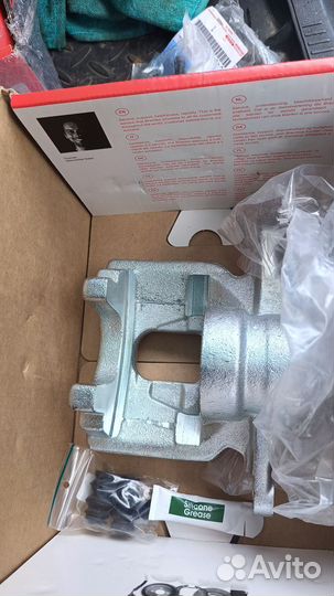 Суппорт brembo f83272