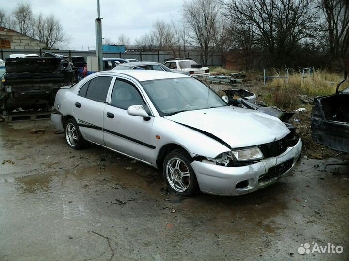 Двигатель Mitsubishi Carisma 1,6 4G92