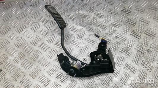 Педаль газа toyota corolla verso 2 (HBR15NW01)