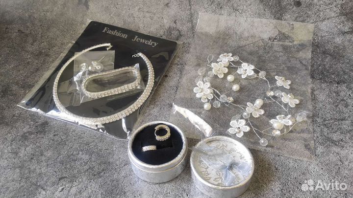 Свадебные украшения, свадебные аксессуары