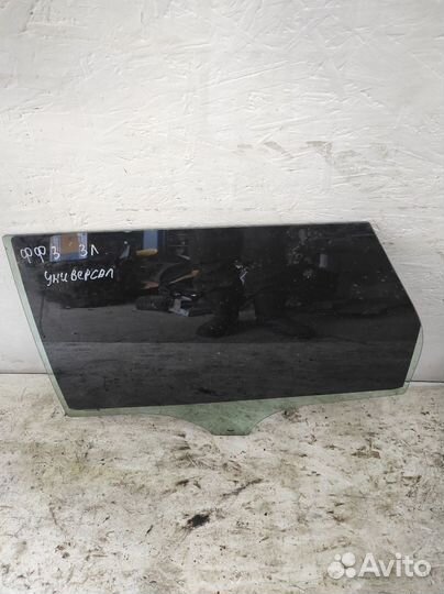 Стекло заднее левое Ford Focus 3 универсал 2011