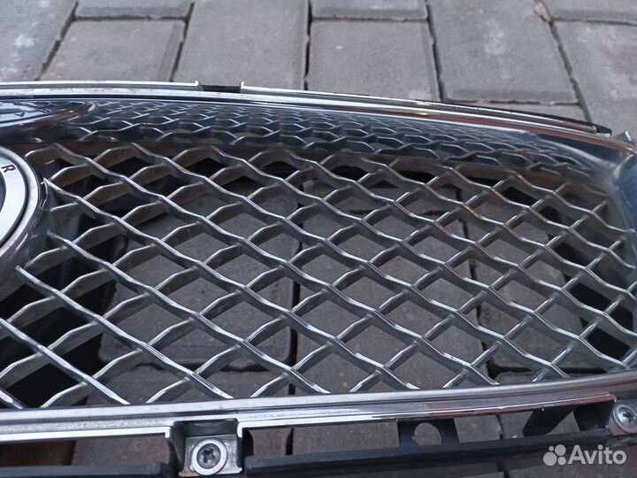 Решетка радиатора Jaguar x type