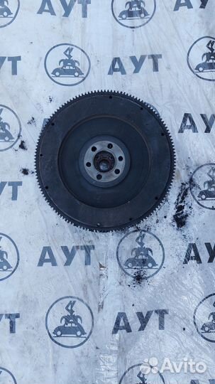 Маховик в сборе со сцеплением Audi 80