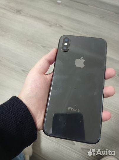 iPhone X, 64 ГБ