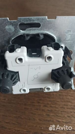 Выключатель Berker Q.3