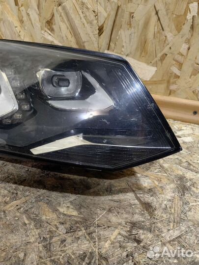 Фара Правая фольксваген туарег NF Ксенон в сборе