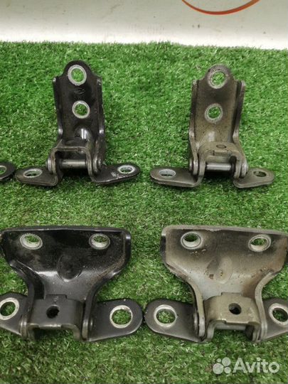 Петли дверей Kia Ceed хетчбэк 1.4 G4FA 2014