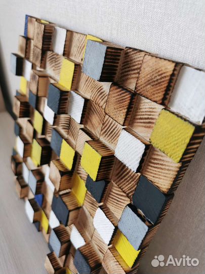 Панно из спилов дерева