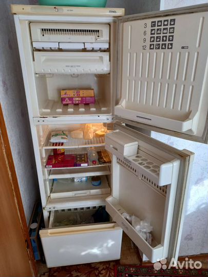 Холодильник бу стинол 104L трехкамерный обьем 315л