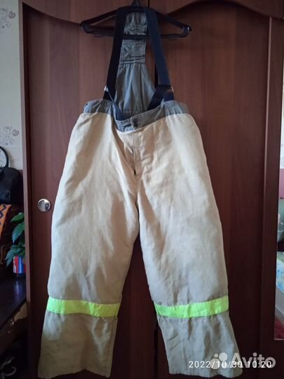 Спецодежда:куртка и комбинезон.Размер 54-56