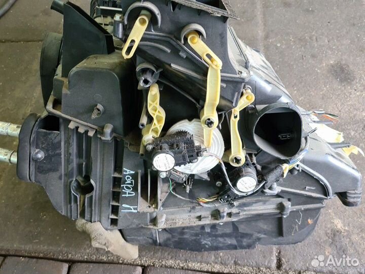 Опель астра н astra H корпус печки