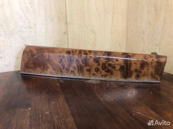 Декоративная накладка торпедо Cadillac SRX 2007