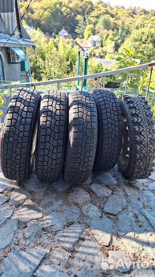 Комплект колёс на LADA Нива