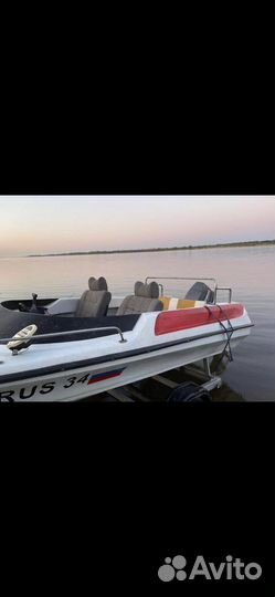 Катер Лидер